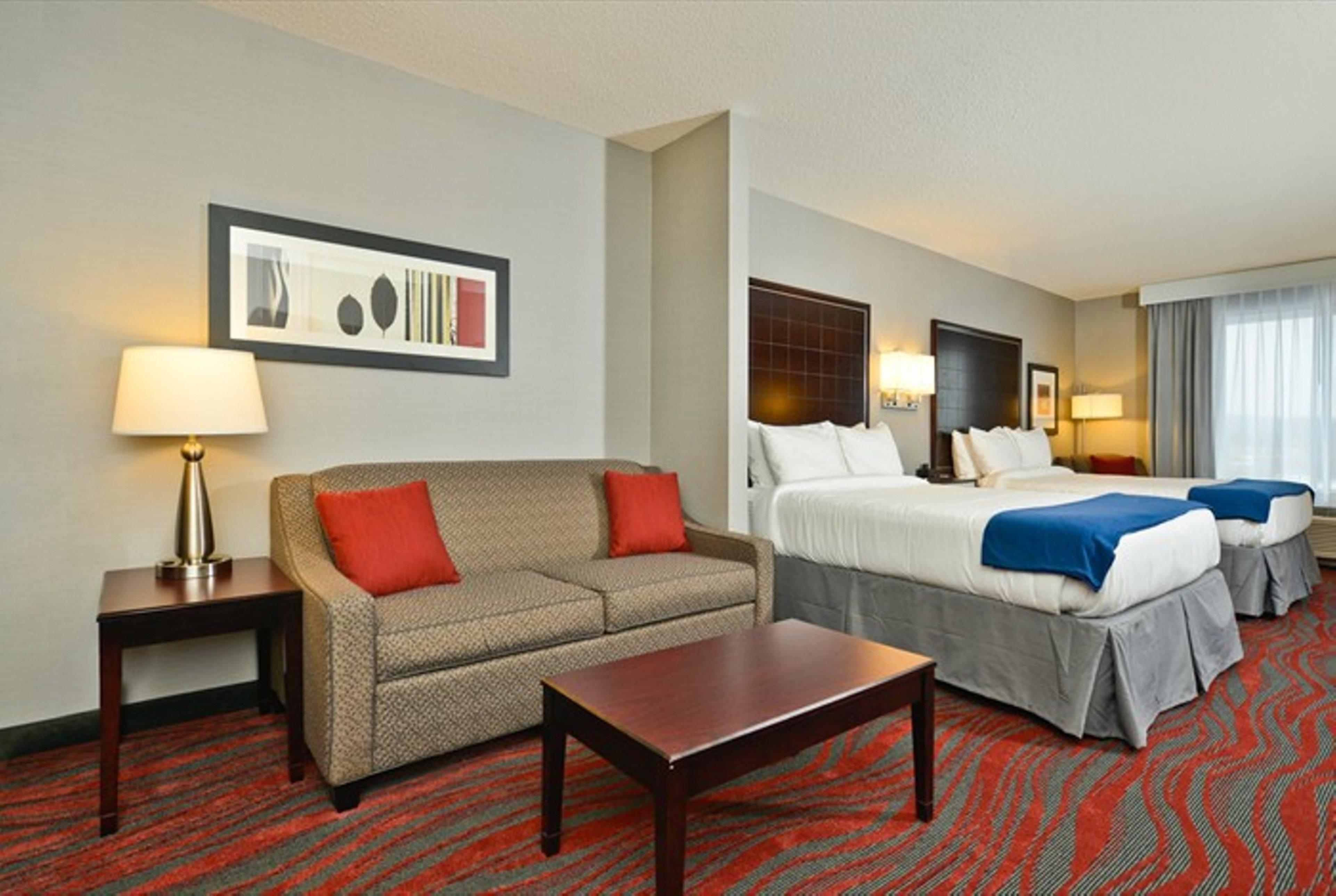 Holiday Inn Express & Suites Utica By Ihg Ngoại thất bức ảnh