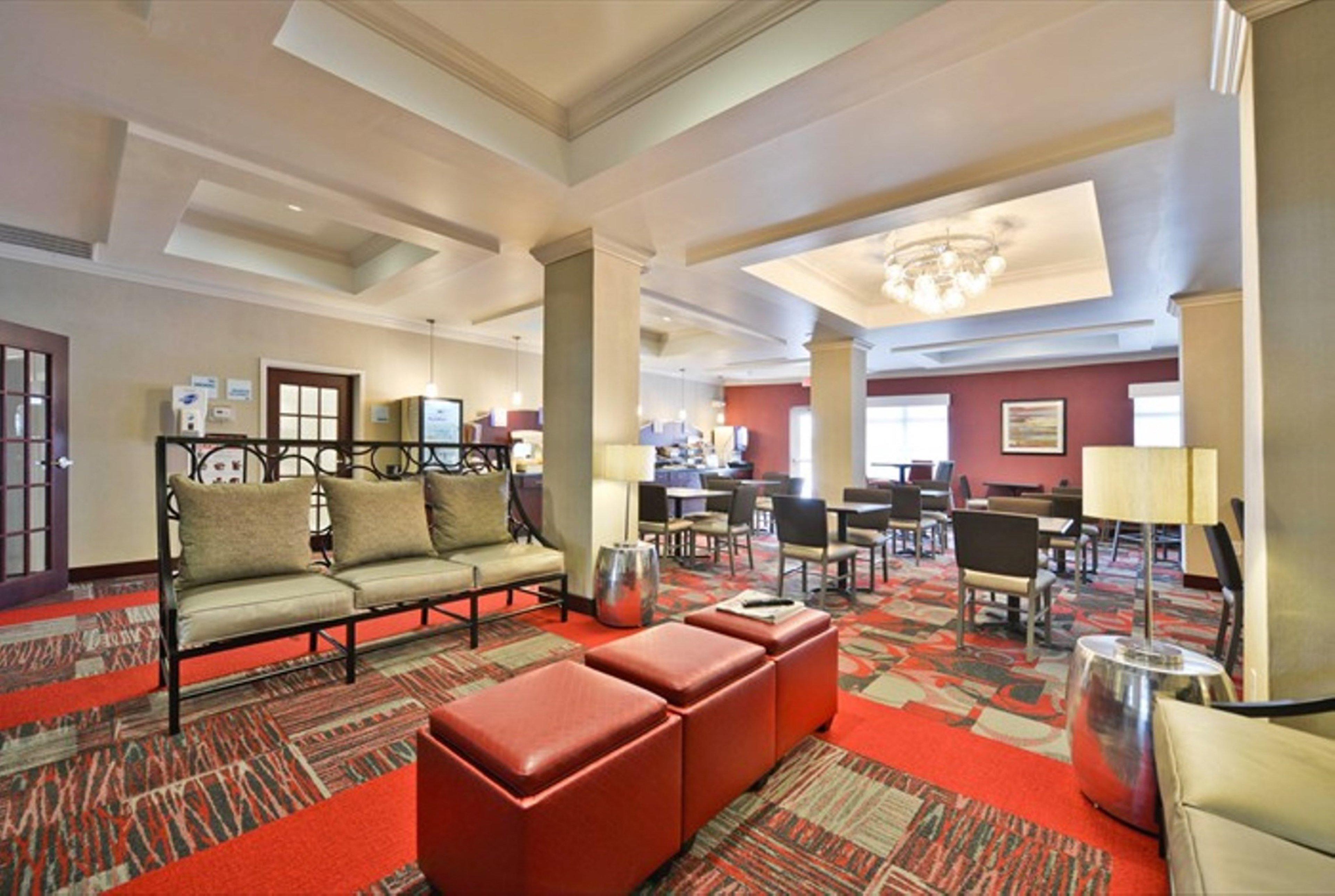Holiday Inn Express & Suites Utica By Ihg Ngoại thất bức ảnh