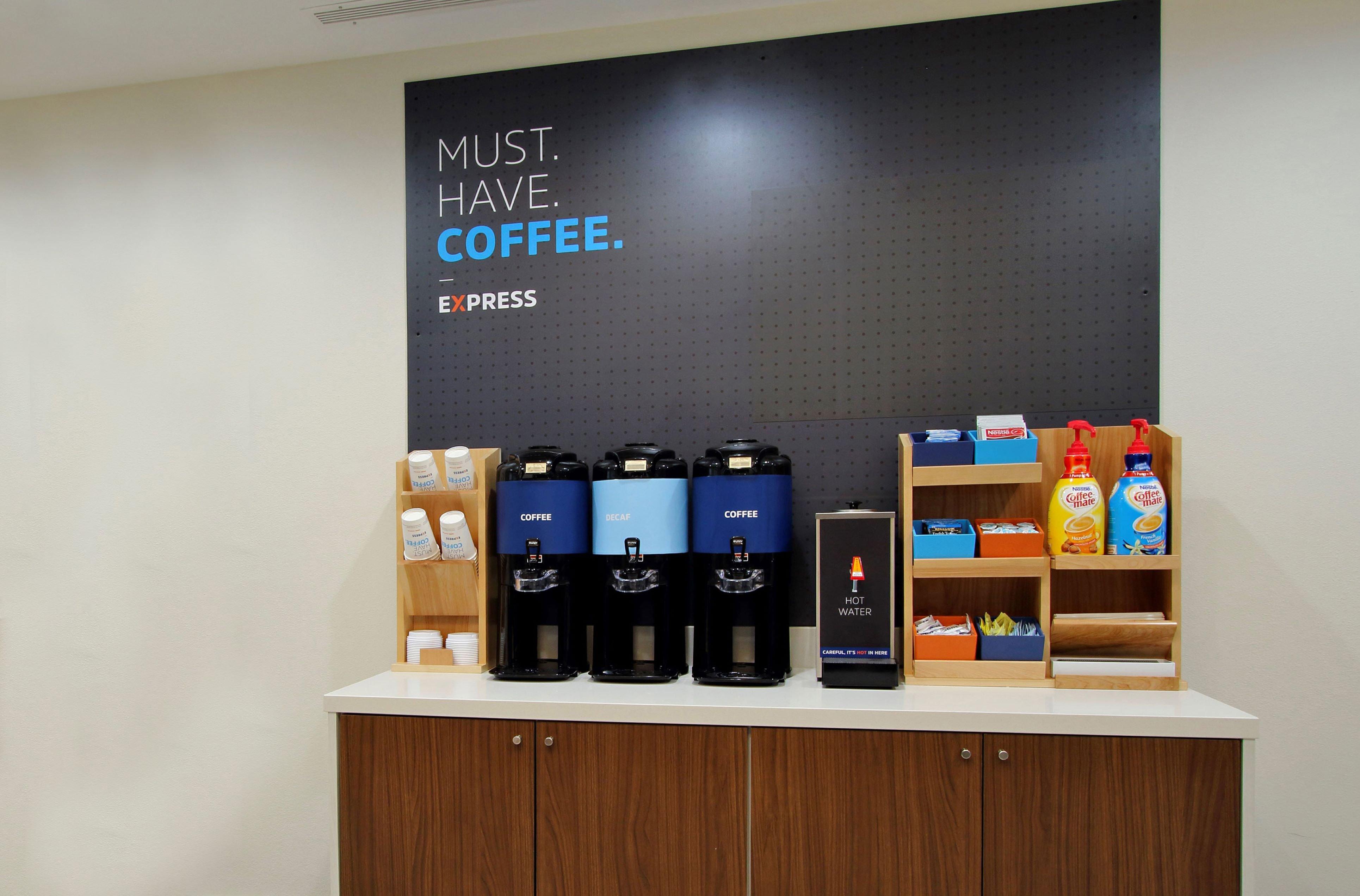 Holiday Inn Express & Suites Utica By Ihg Ngoại thất bức ảnh