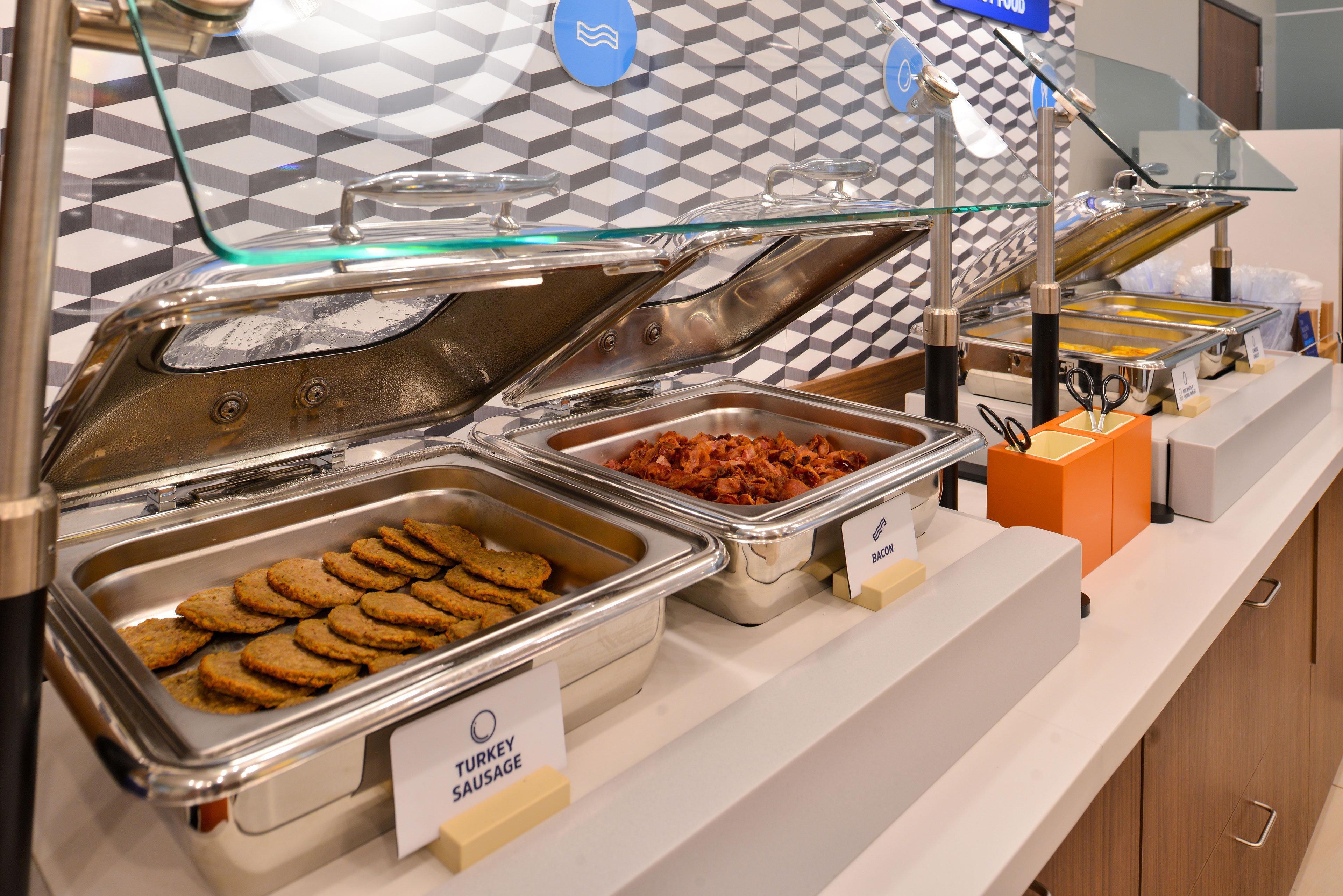 Holiday Inn Express & Suites Utica By Ihg Ngoại thất bức ảnh