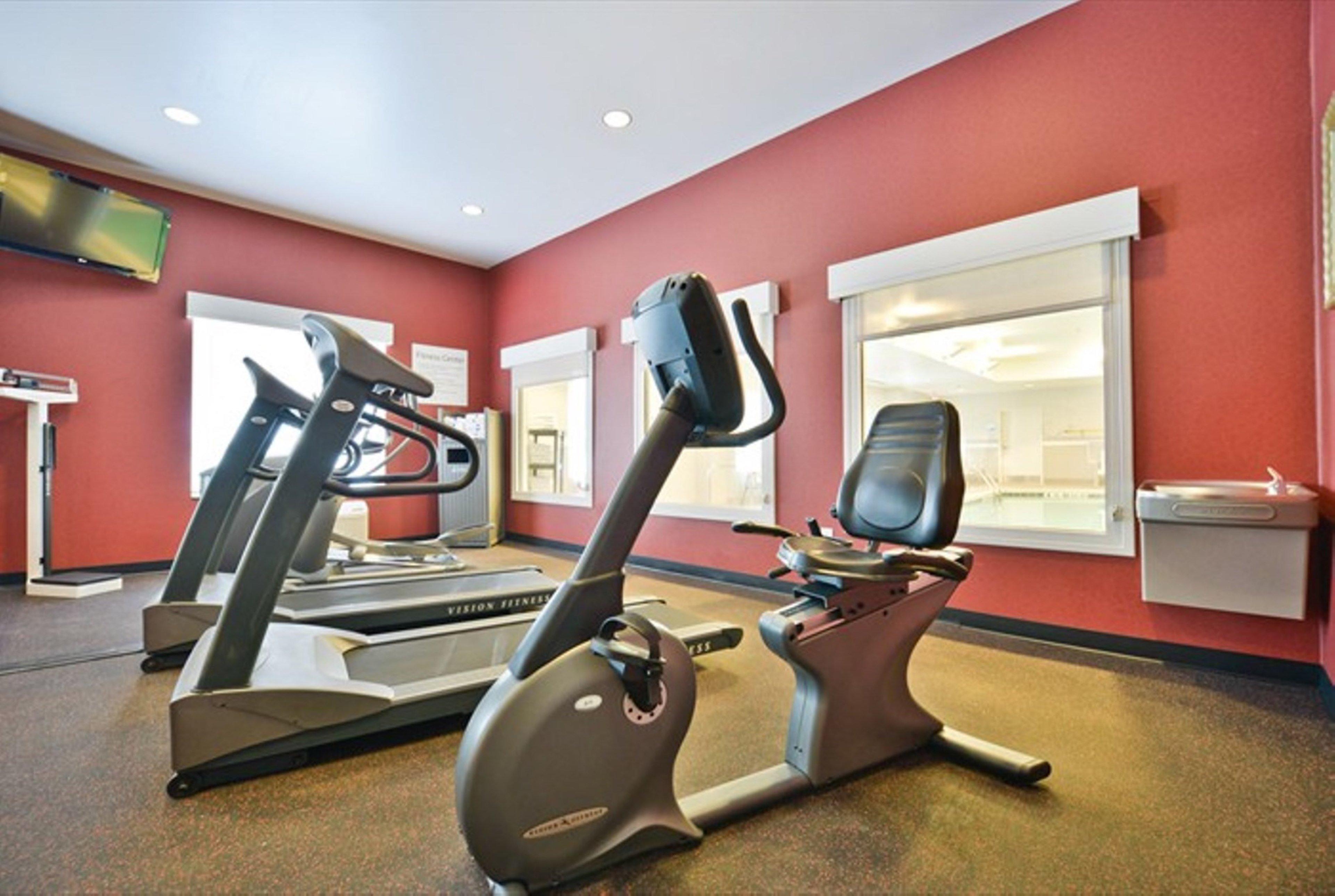 Holiday Inn Express & Suites Utica By Ihg Ngoại thất bức ảnh